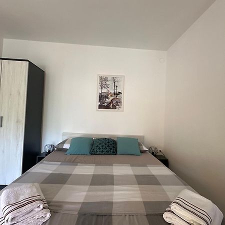 Studio Apartment Coce Trogir Luaran gambar