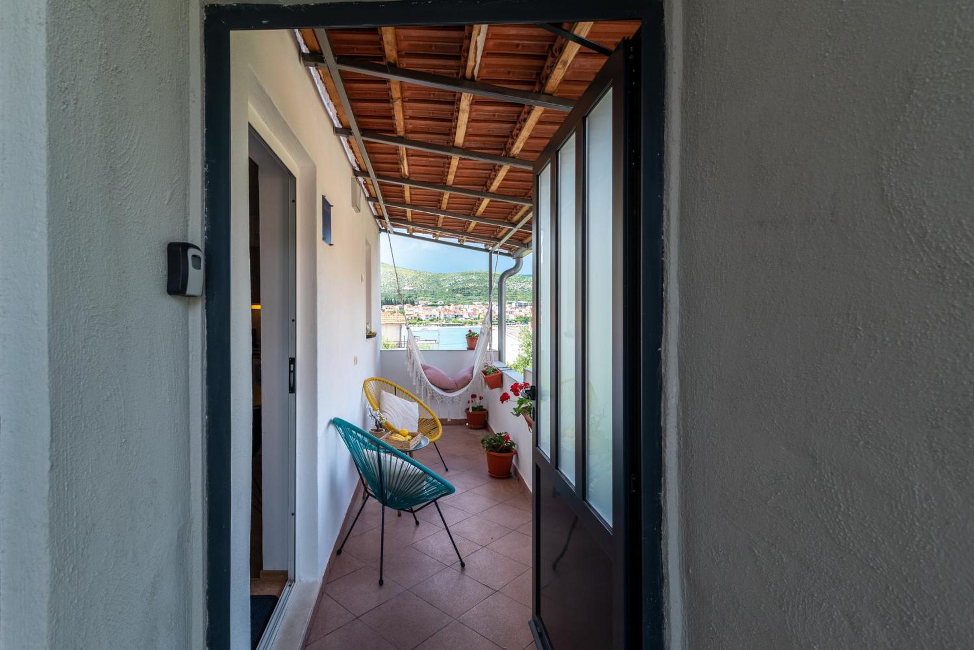 Studio Apartment Coce Trogir Luaran gambar