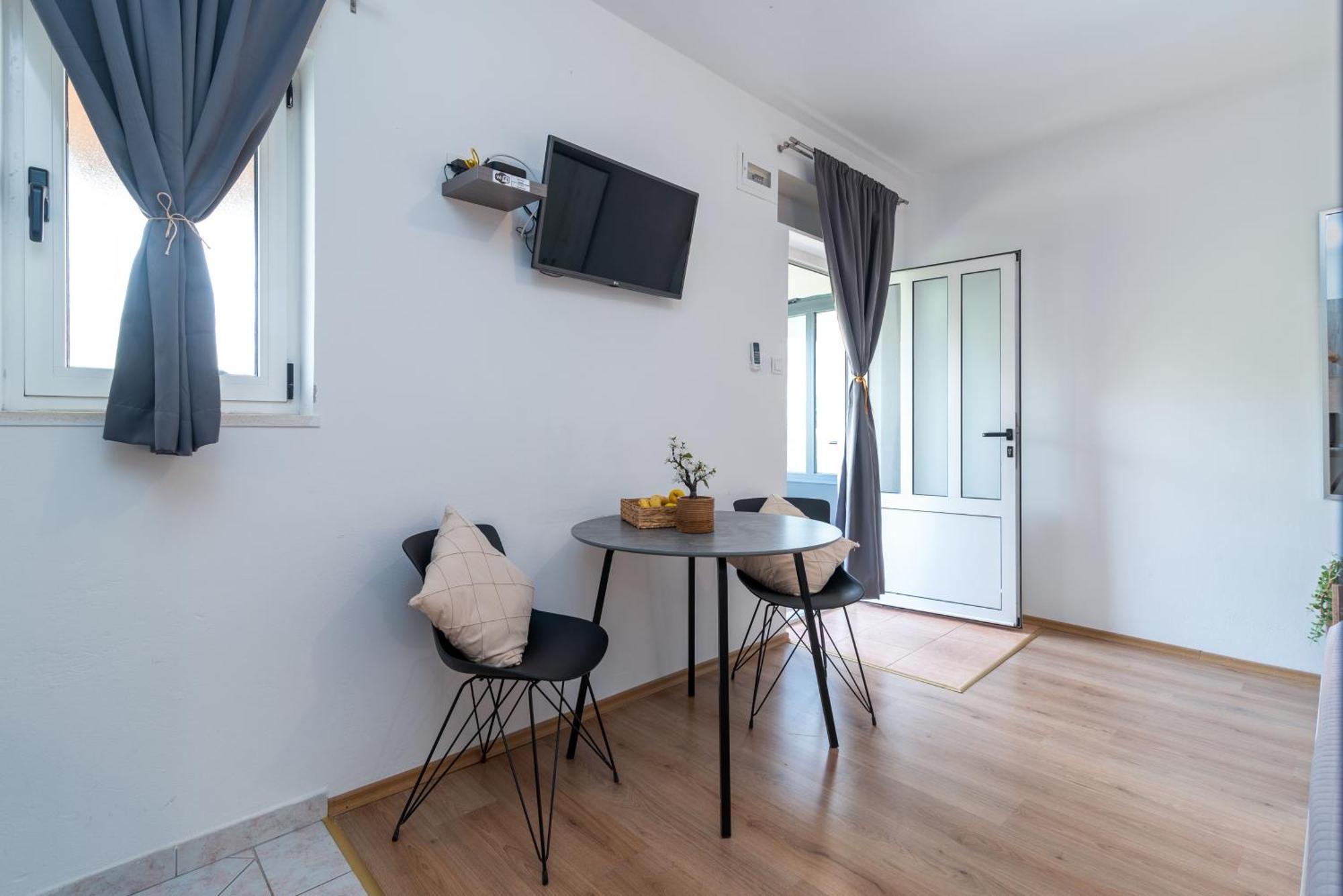 Studio Apartment Coce Trogir Luaran gambar