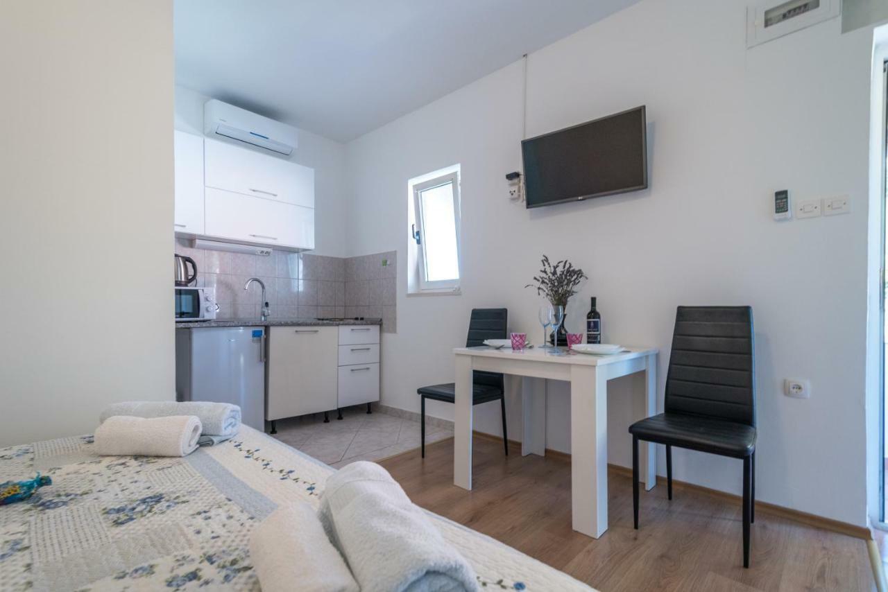 Studio Apartment Coce Trogir Luaran gambar