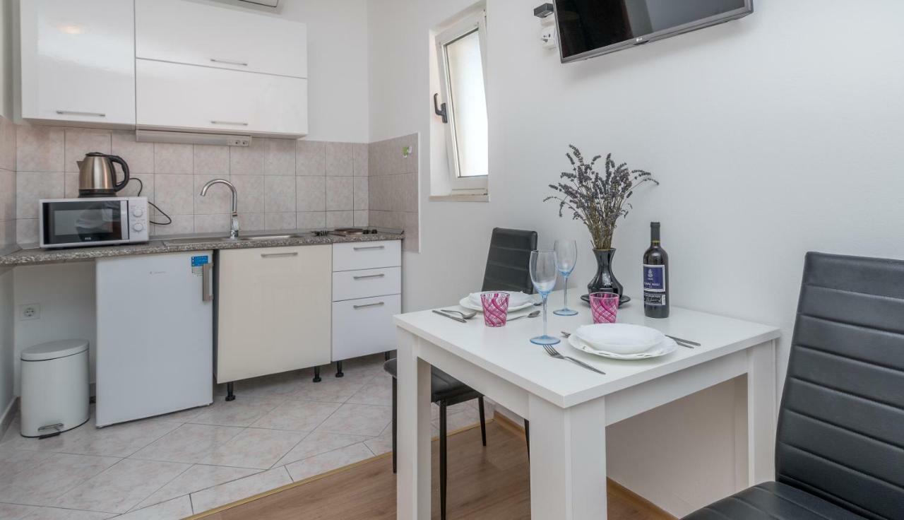 Studio Apartment Coce Trogir Luaran gambar